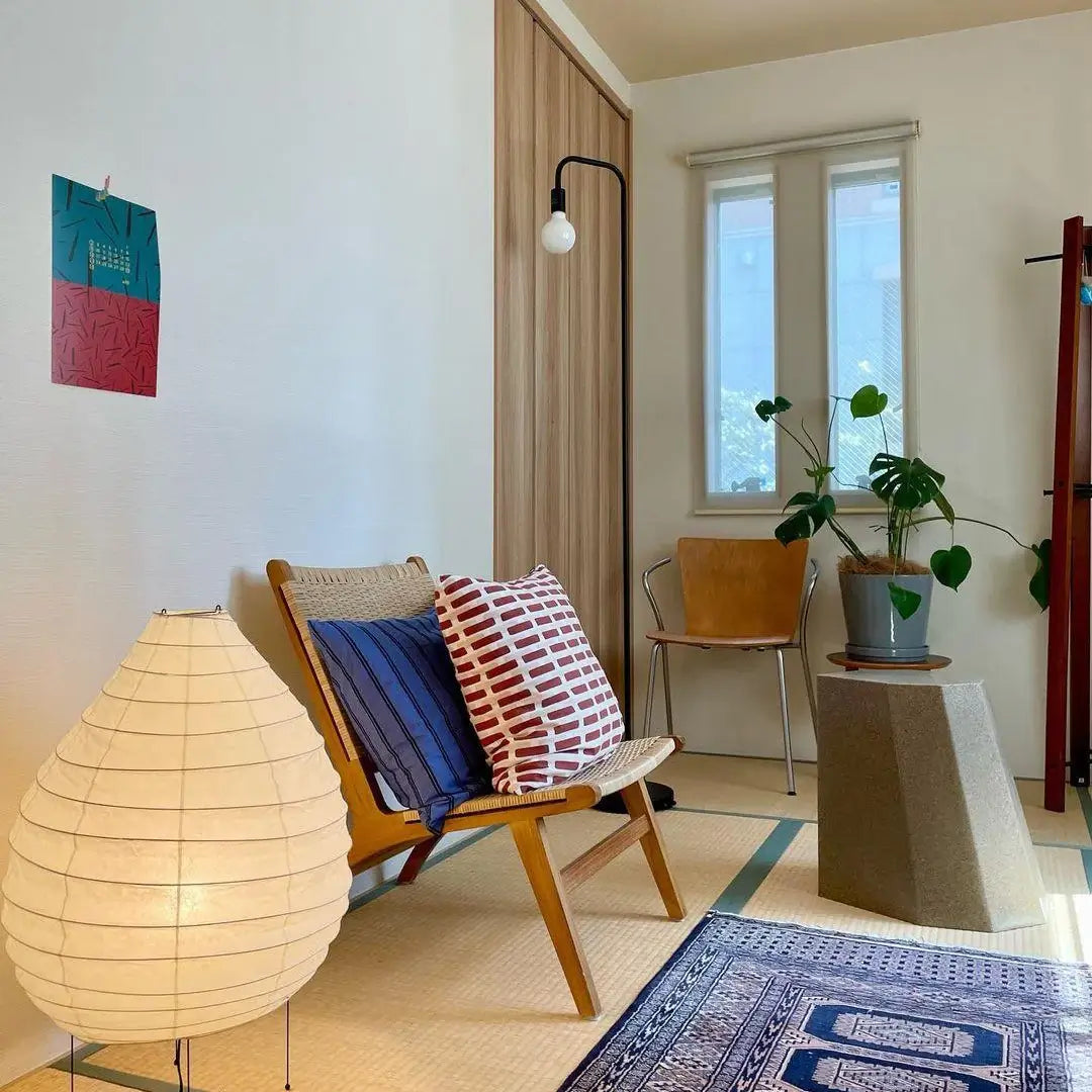 Akari 22N Japanese Paper Table Lamp