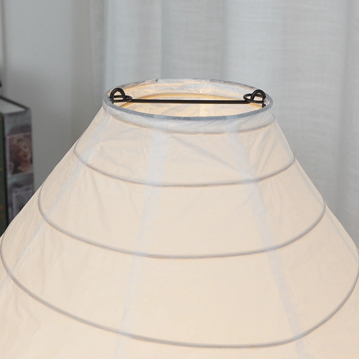 Akari 22N Japanese Paper Table Lamp