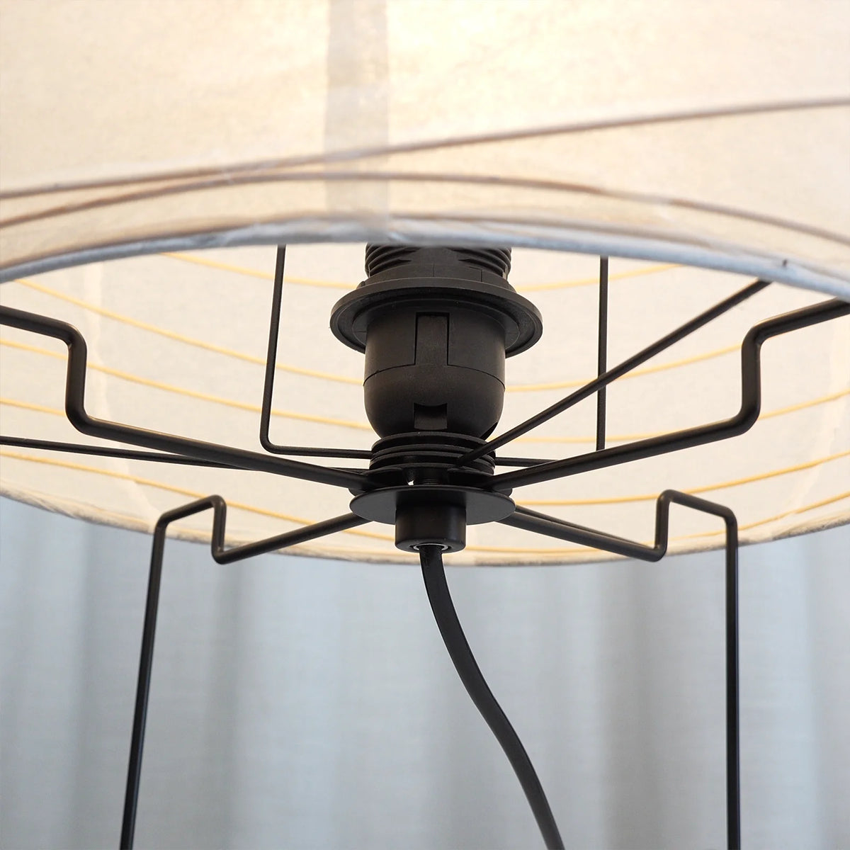 Akari 22N Japanese Paper Table Lamp