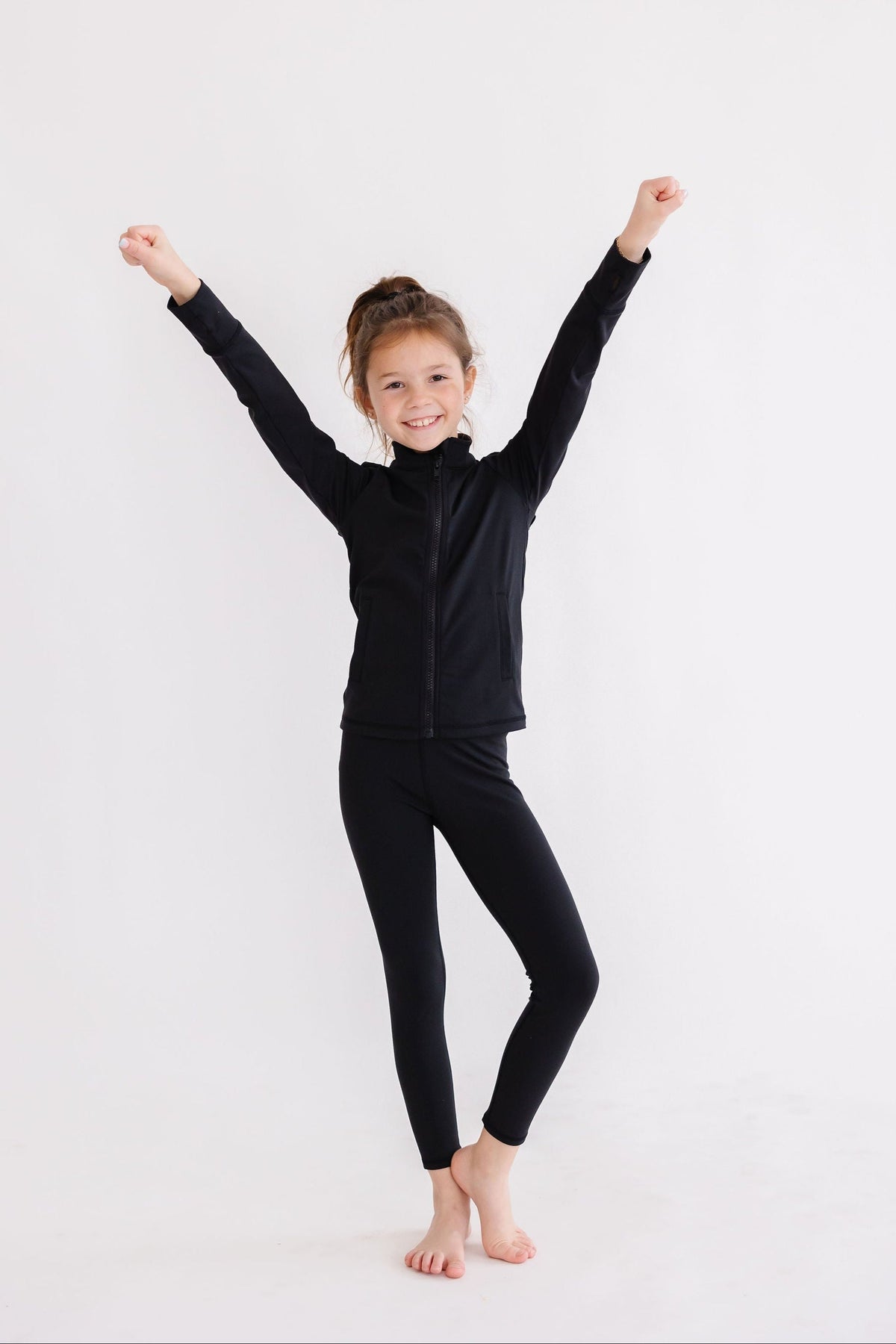 Girls’ Black Full-Zip Ruffle Active Jacket