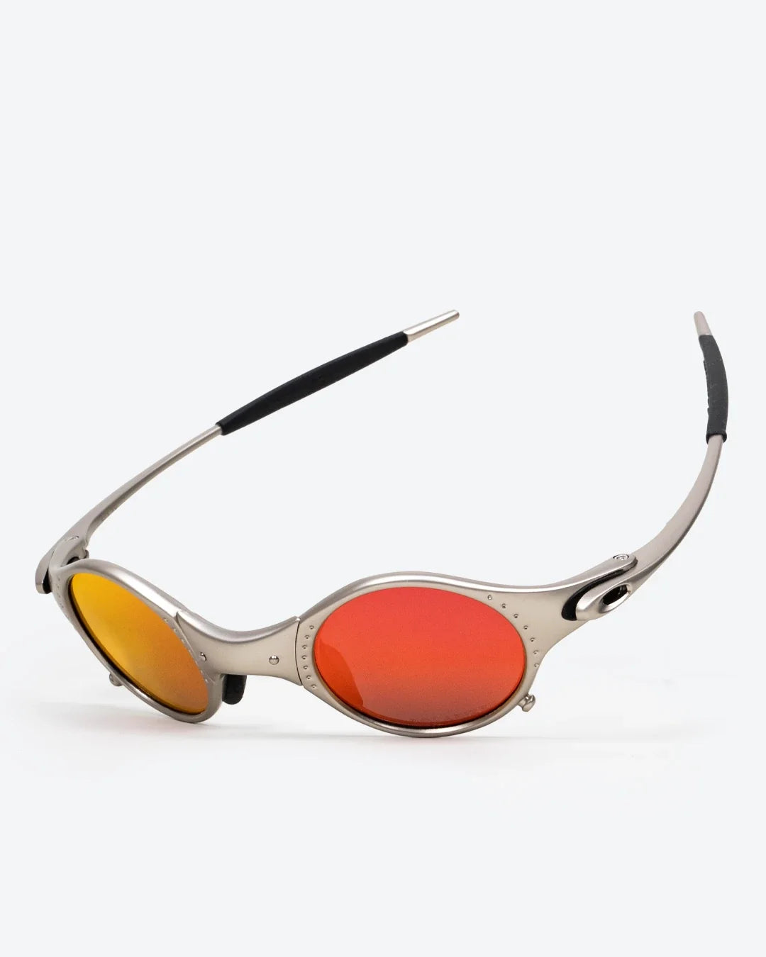 STRIKER Round Polarized Sunglasses