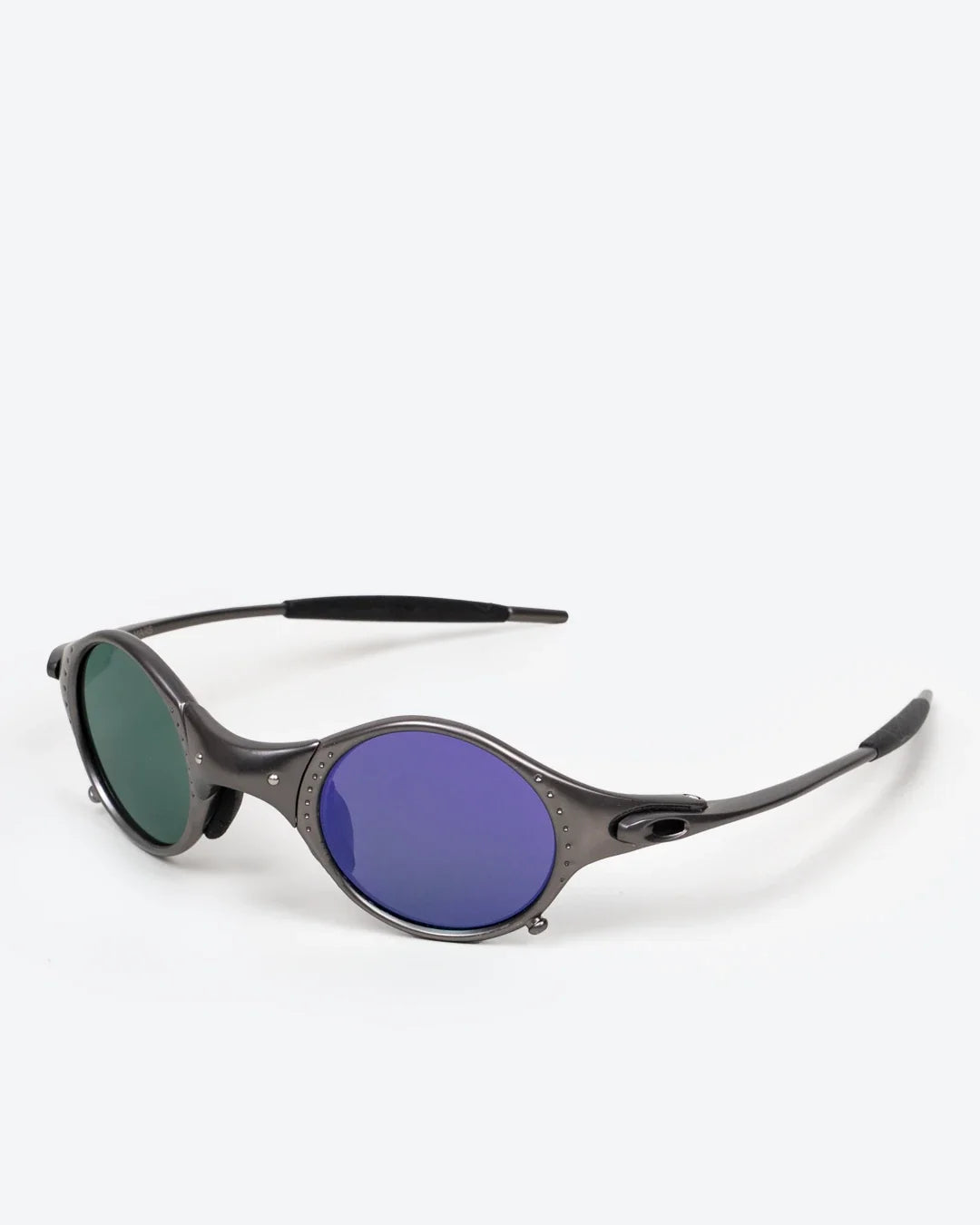 STRIKER Round Polarized Sunglasses